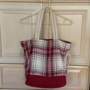Hollister: Red Plaid Beach Tote